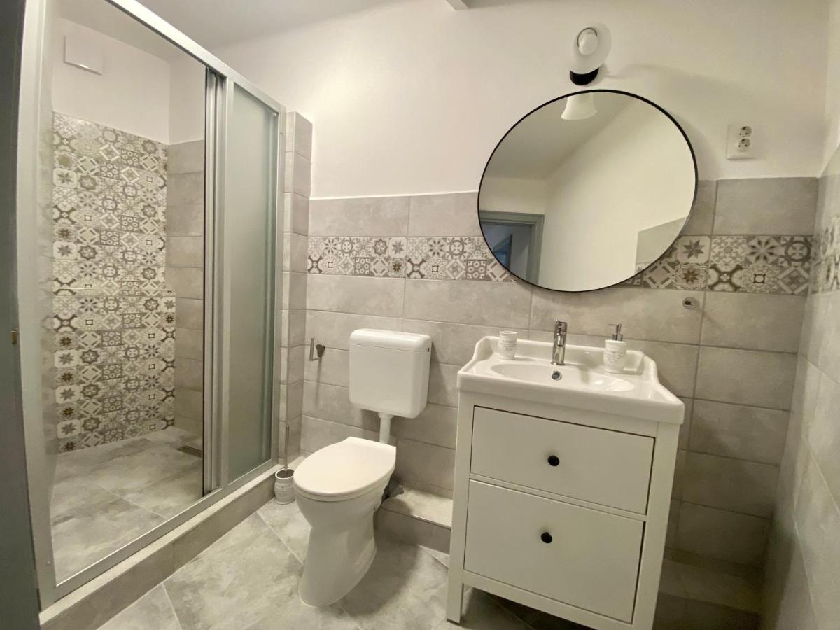 Pacsirta Apartman Grand Eger Ngoại thất bức ảnh